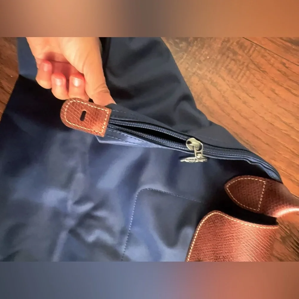 Longchamp Tote Bag extra Large navy Nylon Tote Bag with Brown Leather Handles - Picture 10 of 14